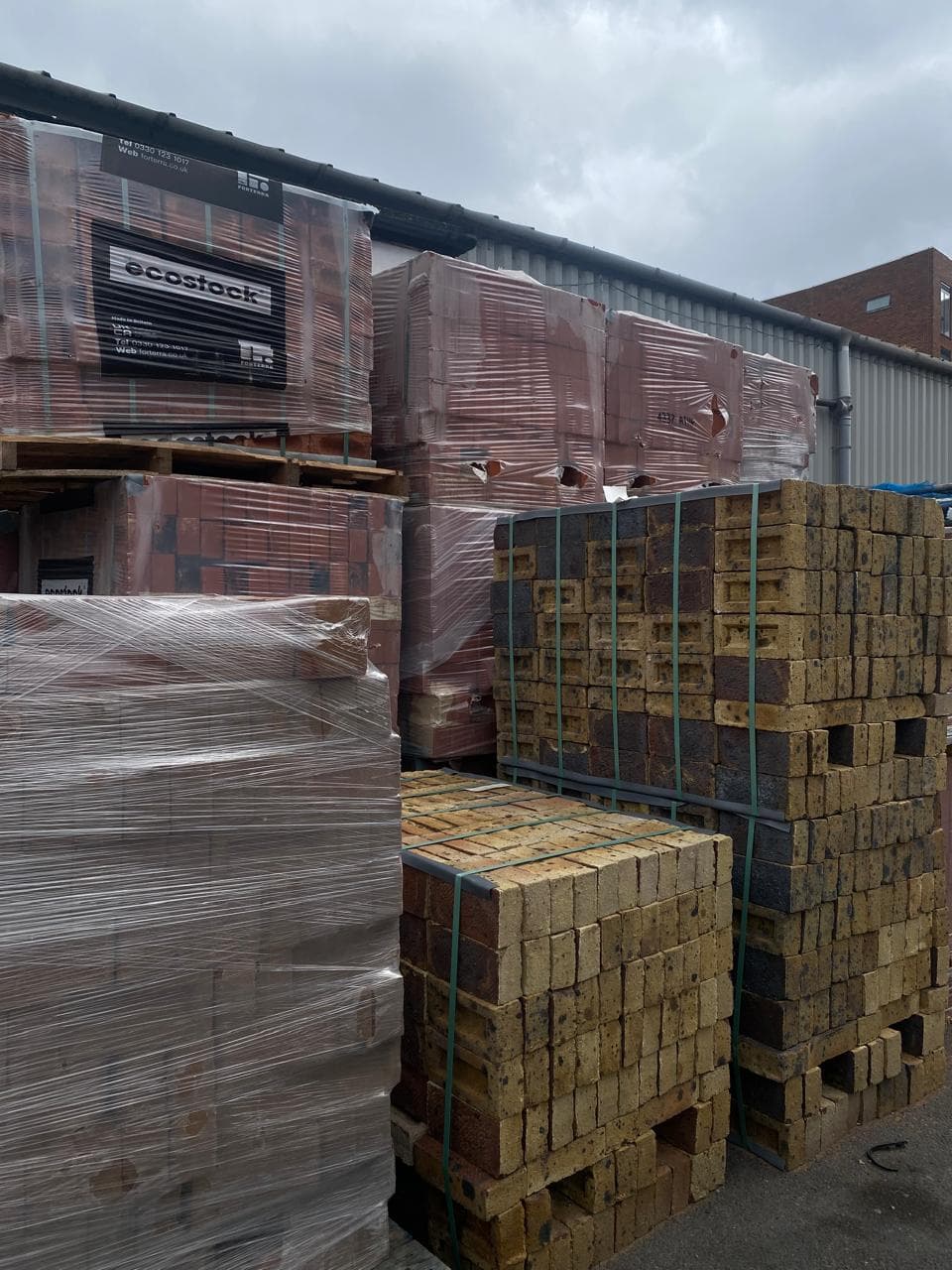 Brick wholesaler
