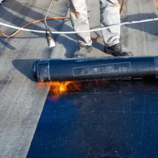 mgn_roofing_gas_torch_use-min_png